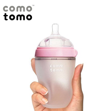 Bình sữa Comotomo 250ml màu hồng tiện lợi khi mang theo