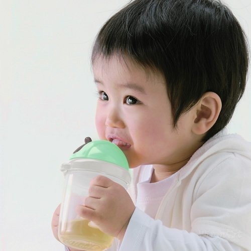 Cốc ống hút Mugtre màu xanh RC20212 chất liệu an toàn